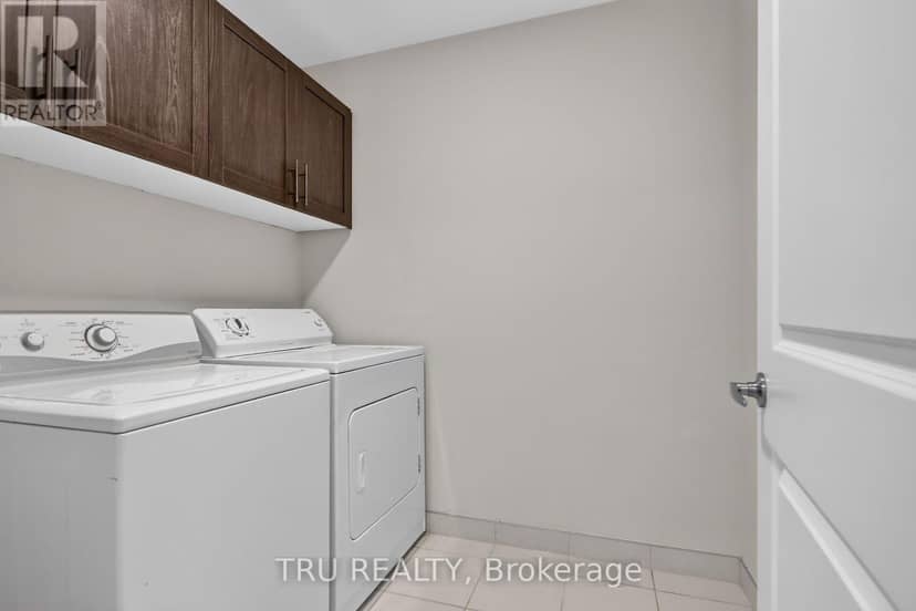 4126 Obsidian Street — photo 18 of 26