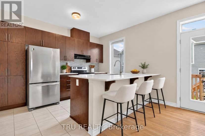 4126 Obsidian Street — photo 4 of 26