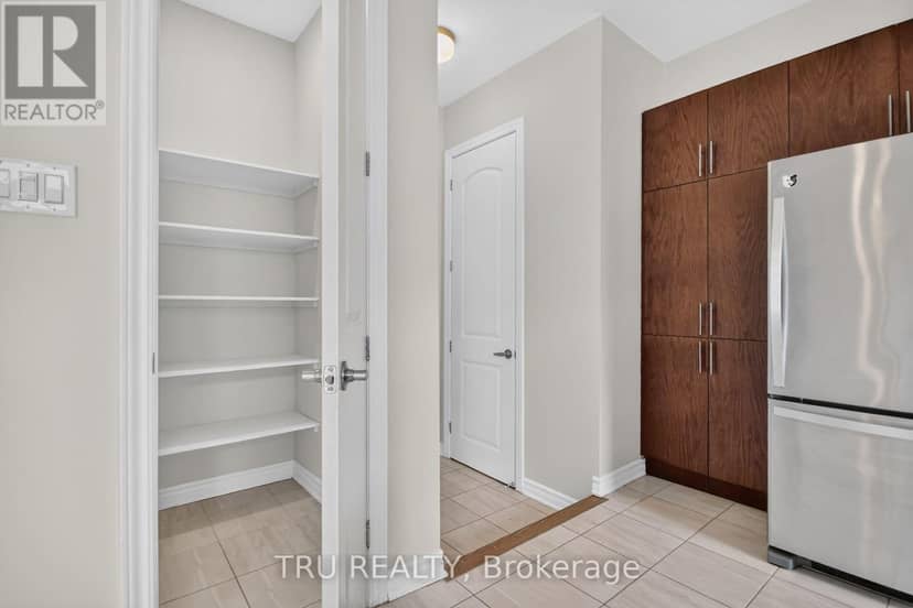 4126 Obsidian Street — photo 6 of 26