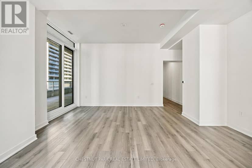 625 - 230 Simcoe Street, Toronto, photo 8