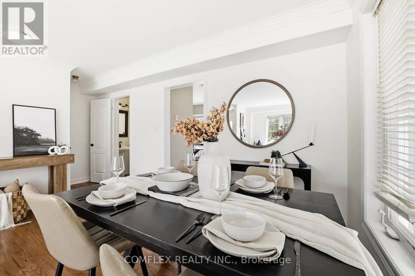 2 Armitage Crescent — photo 11 of 38