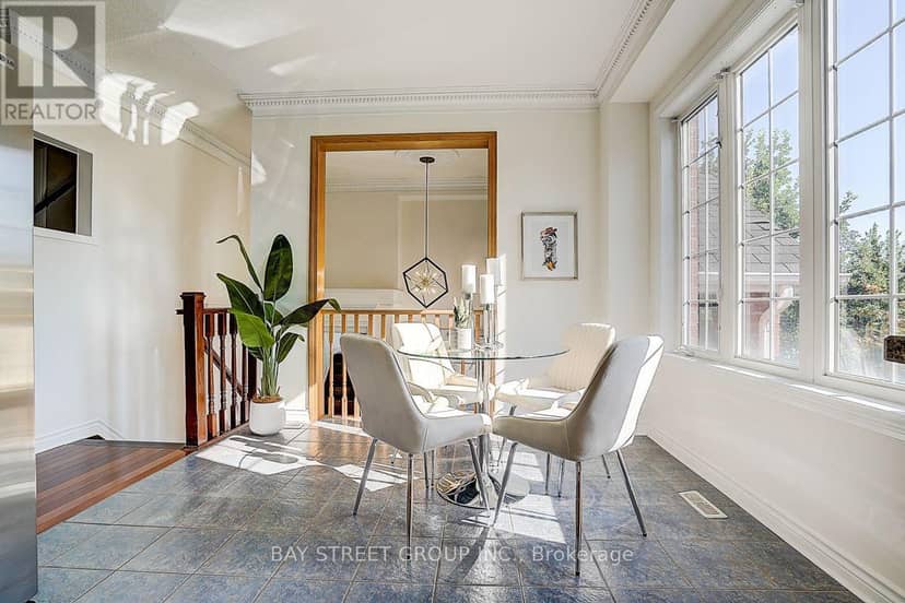 57 Gail Parks Crescent — photo 7 of 34