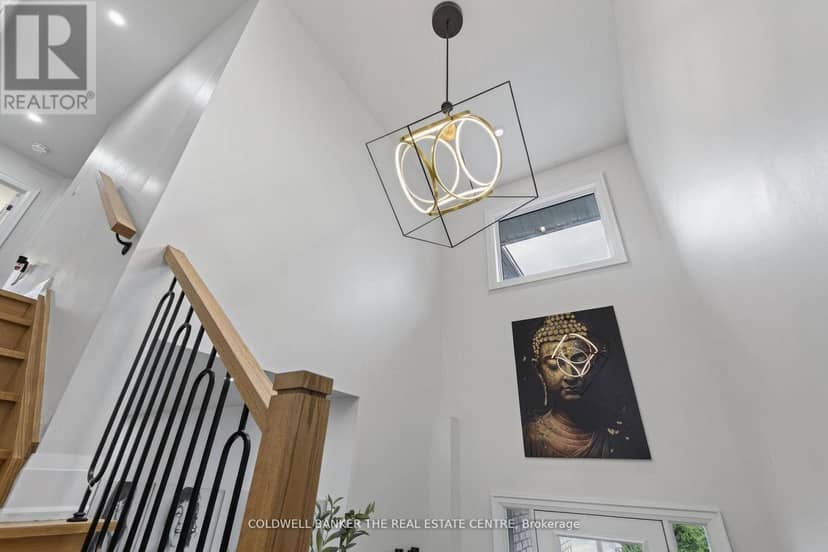 684 Lakelands Avenue — photo 4 of 37