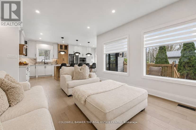684 Lakelands Avenue — photo 8 of 37