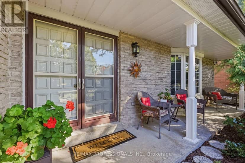 6888 Barrisdale Drive — photo 6 of 40