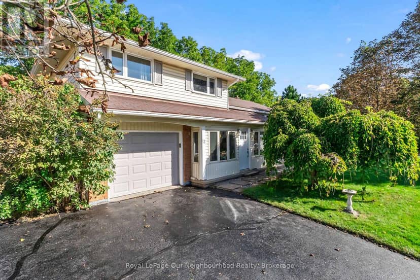 13 Orchard Crescent — photo 1 of 40