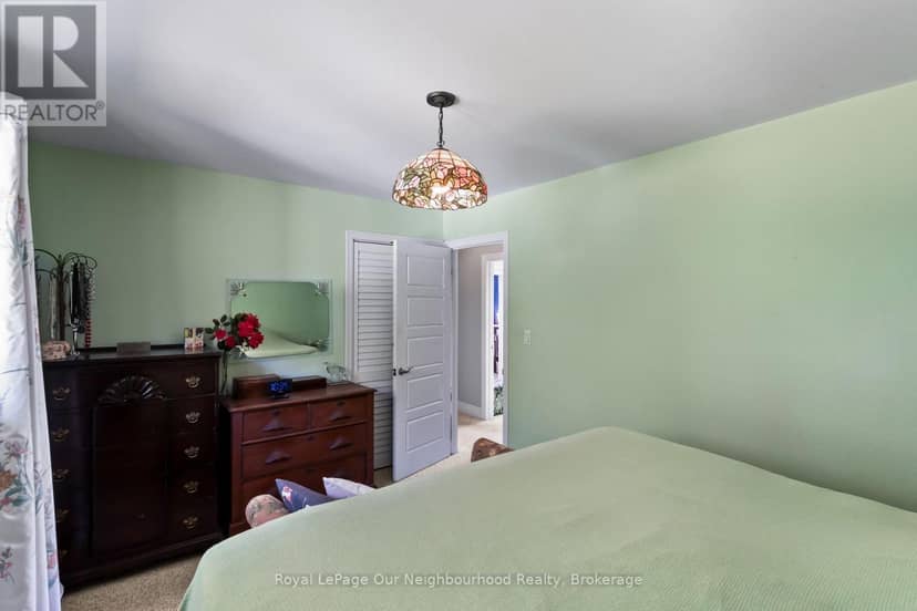 13 Orchard Crescent — photo 21 of 40