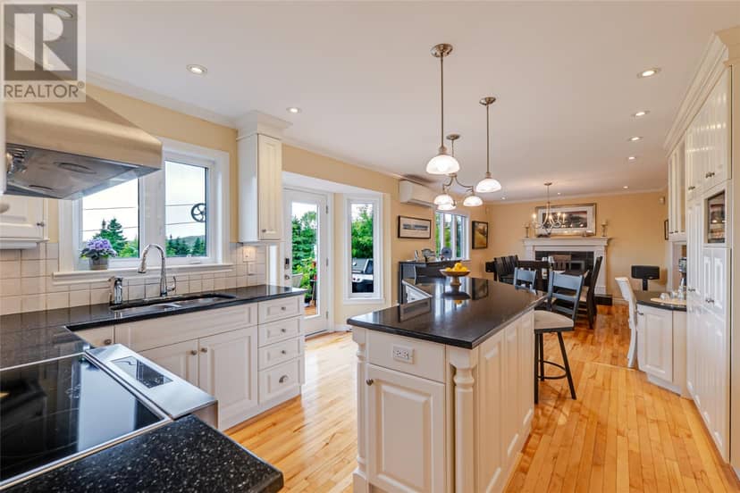 131-139 Marine Drive — photo 18 of 40
