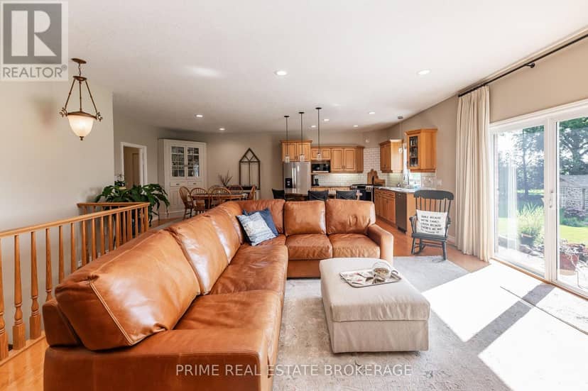 46821 Mapleton Line — photo 9 of 40