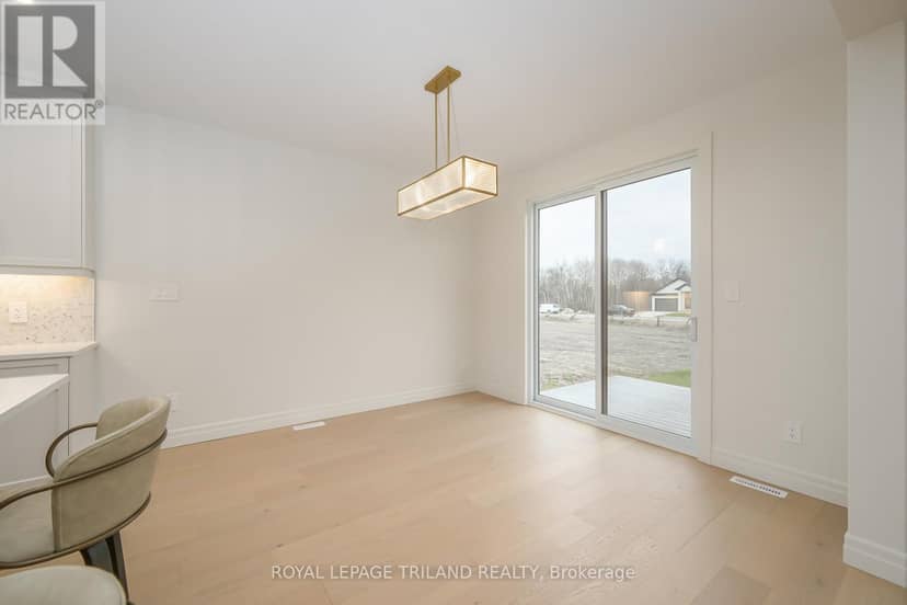 4211 Liberty Crossing — photo 7 of 40