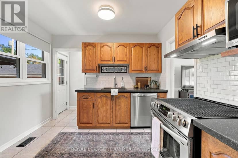 309 George Street East — photo 13 of 38