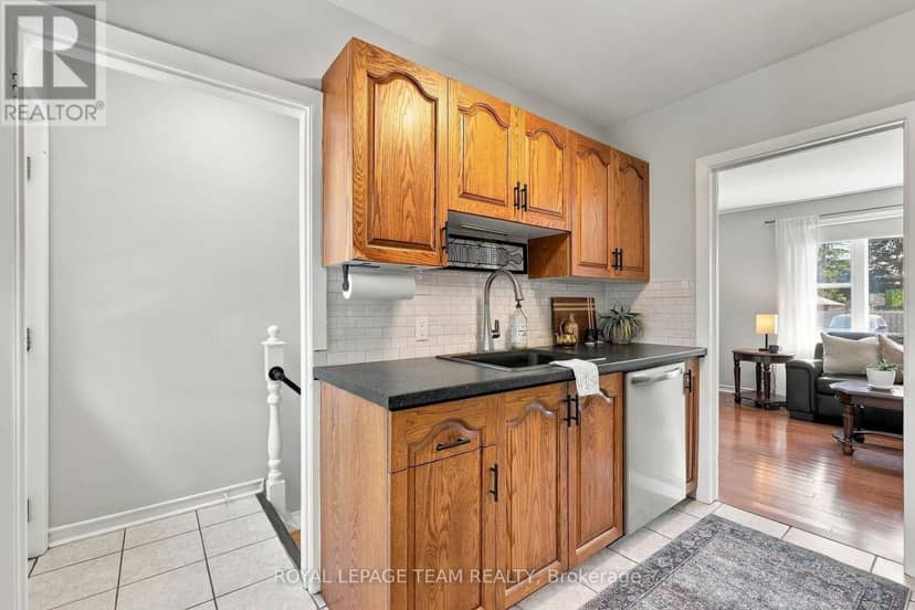 309 George Street East — photo 15 of 38
