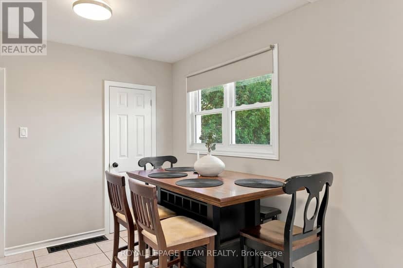 309 George Street East — photo 17 of 38