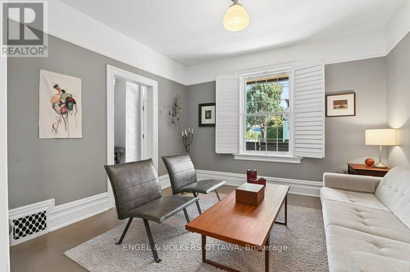 390 Winston Avenue — photo 9 of 38