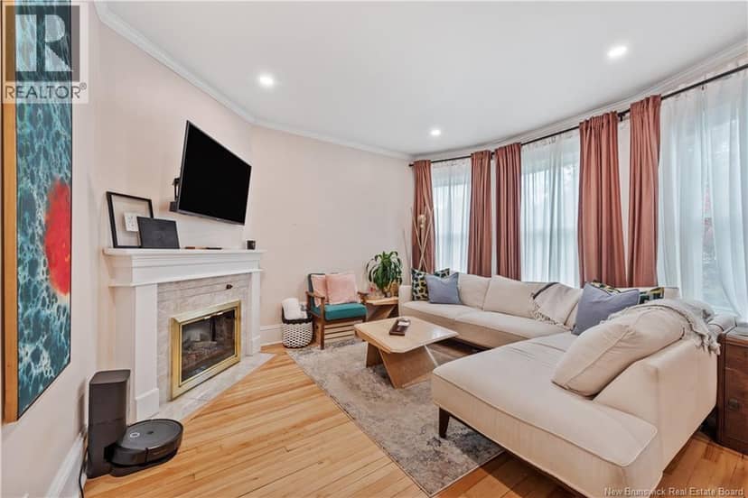 333 Cameron Street — photo 2 of 26