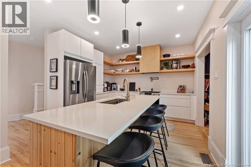 333 Cameron Street — photo 5 of 26