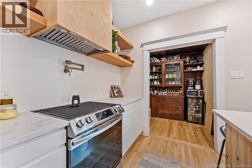 333 Cameron Street — photo 6 of 26