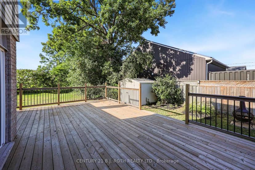 104 Woodside Drive — photo 34 of 40