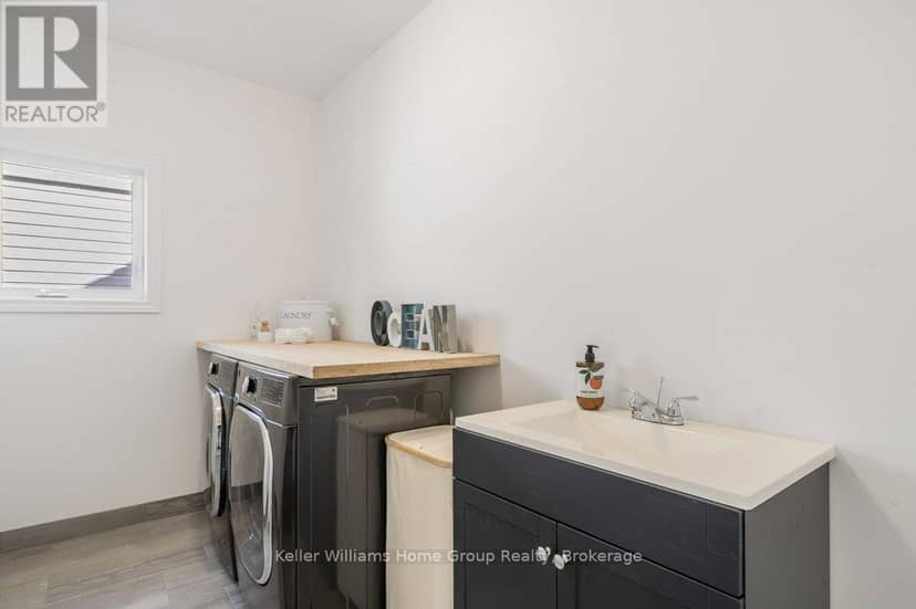 48 Macalister Boulevard — photo 20 of 30