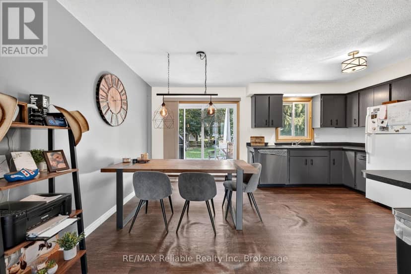 38823 Vienna Street — photo 13 of 40