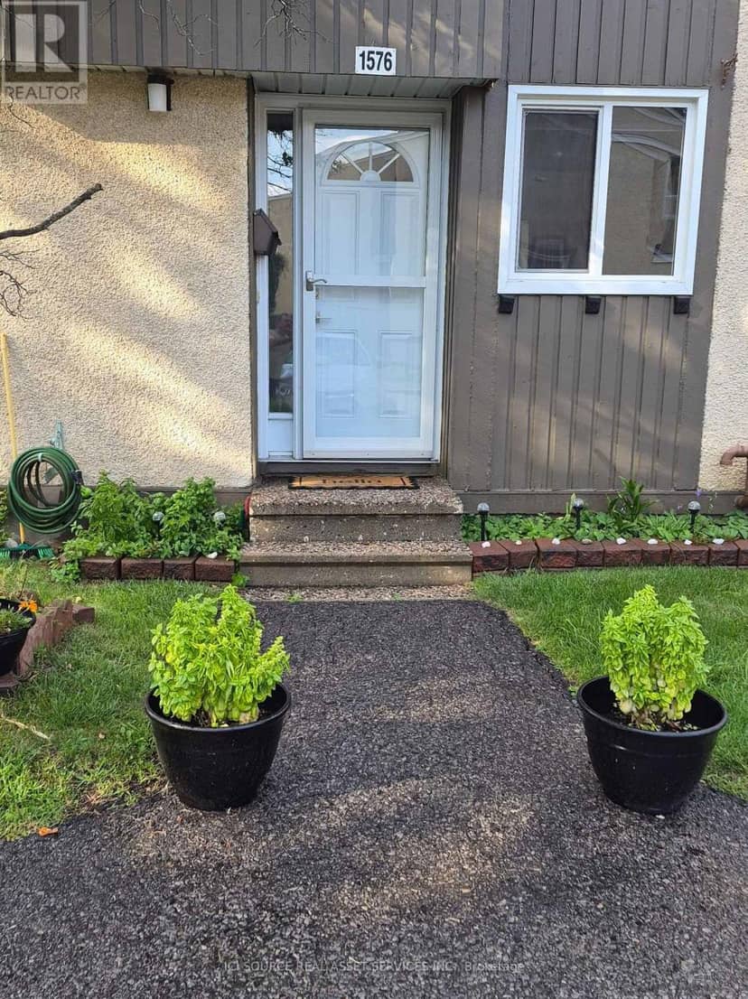 1576 Lassiter Terrace — photo 1 of 26