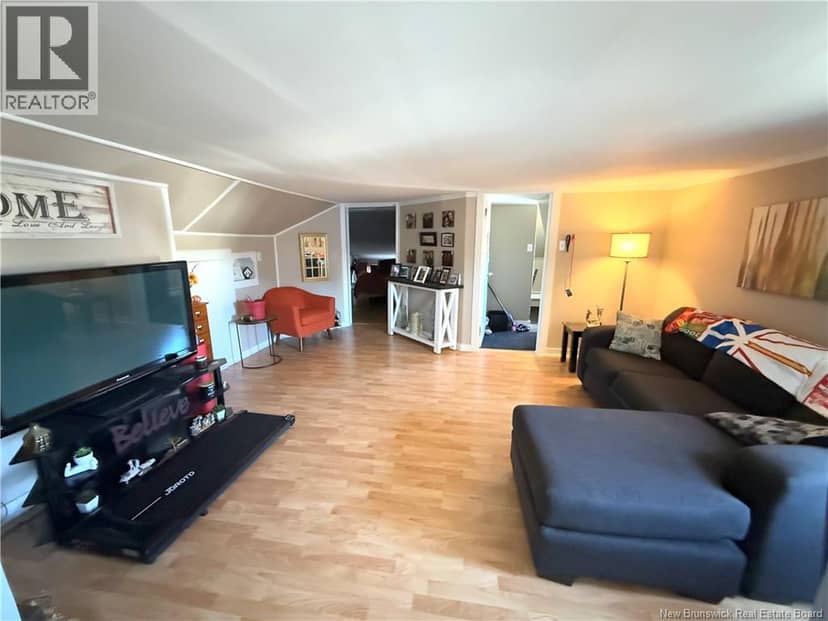 14 Wellesley Avenue — photo 25 of 33