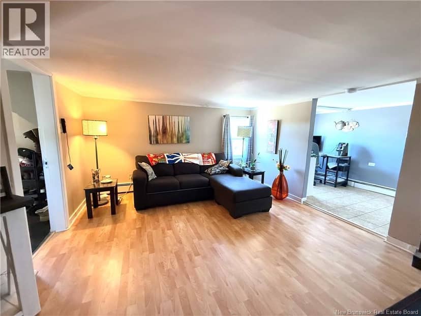 14 Wellesley Avenue — photo 26 of 33