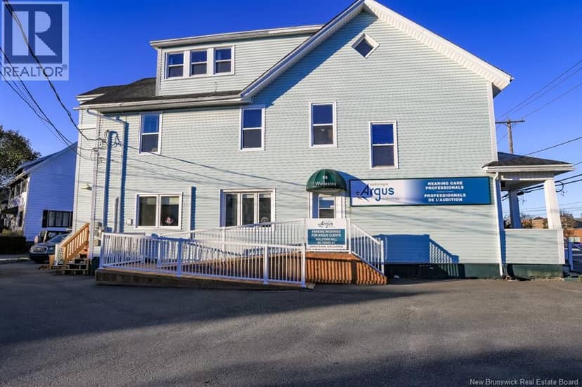 14 Wellesley Avenue — photo 32 of 33
