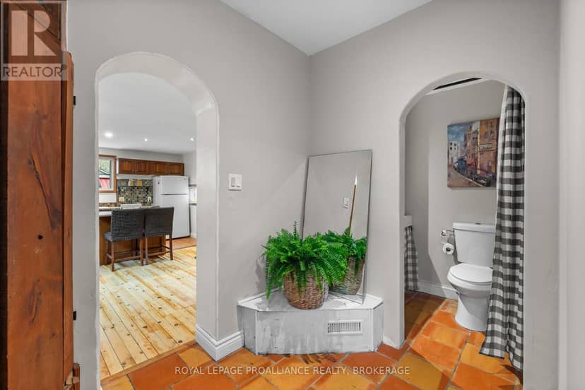 277 Brock Street — photo 15 of 40