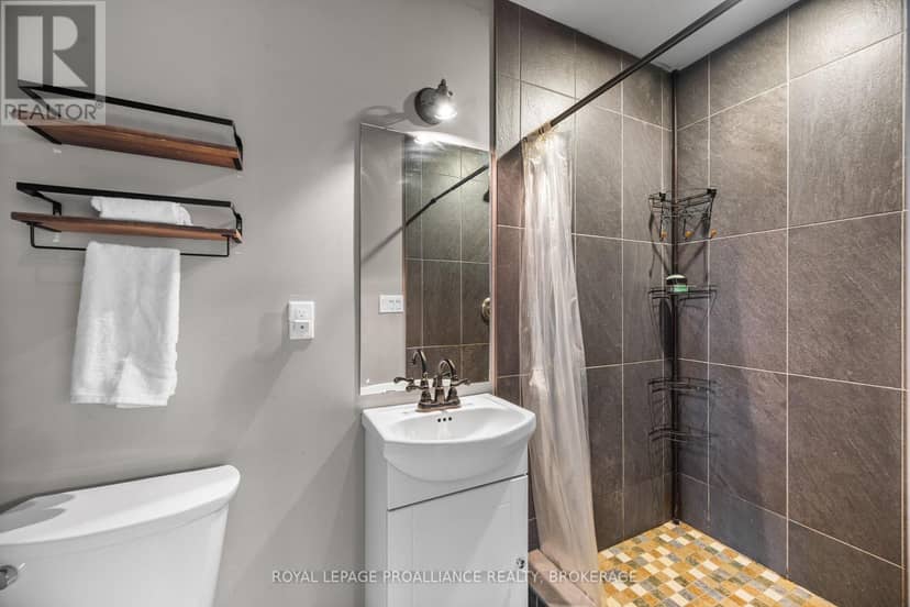277 Brock Street — photo 37 of 40