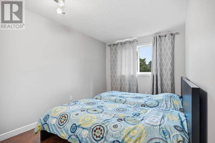 4 - 50 Chapman Court — photo 15 of 31