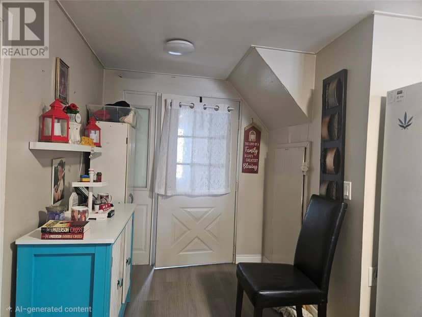 28 Water Street W, St. Lawrence, photo 7
