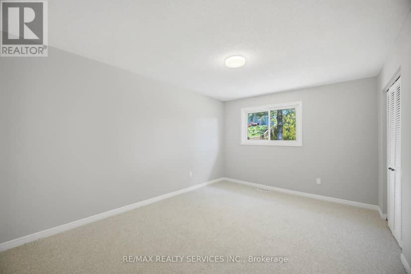 33 Hesp Drive — photo 23 of 39