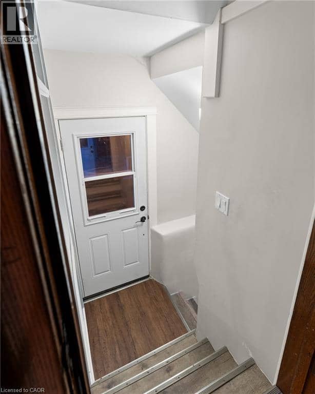 58 HOHNER Avenue — photo 36 of 39
