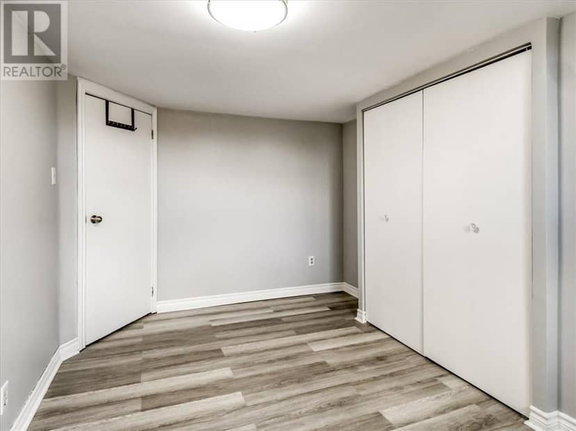 4474 Tate Boulevard — photo 31 of 40