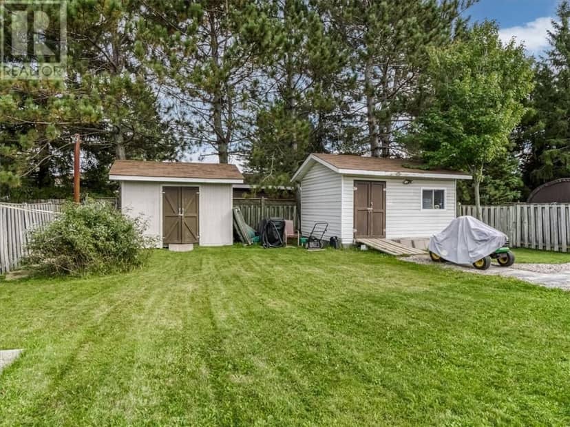 4474 Tate Boulevard — photo 7 of 40