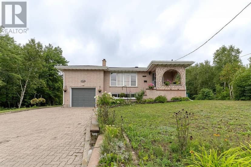 3166 Algonquin Road, Sudbury, photo 2