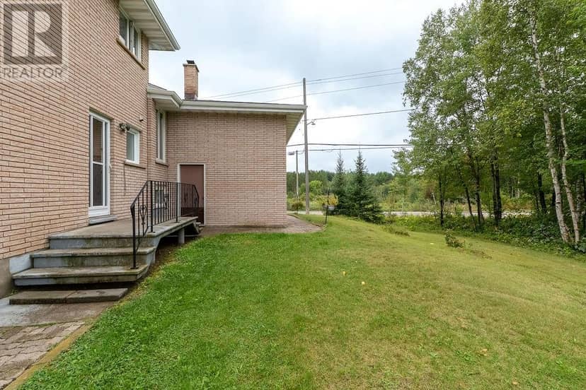 3166 Algonquin Road — photo 38 of 40
