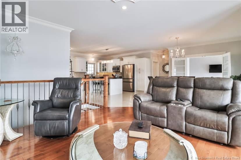 4 Hilaire Street — photo 19 of 40