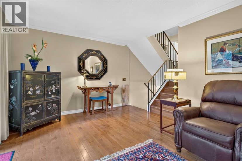 12, 140 Point Drive NW — photo 9 of 40