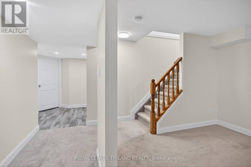 48 Cottonwood Drive — photo 34 of 40