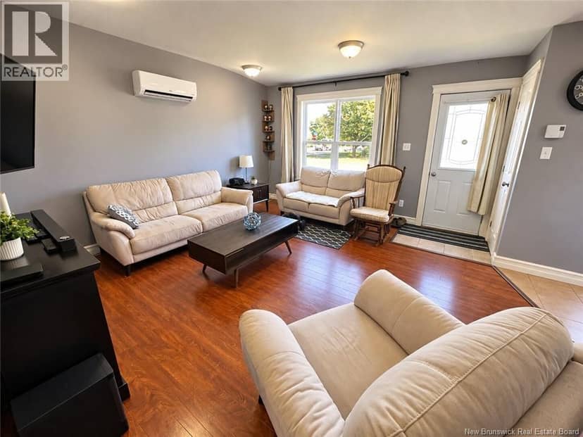 92 Albert Street — photo 10 of 29