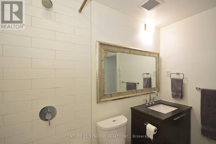 213 - 354 Gladstone Avenue — photo 32 of 40