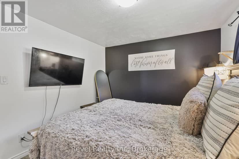 439 Mageau Street — photo 15 of 29