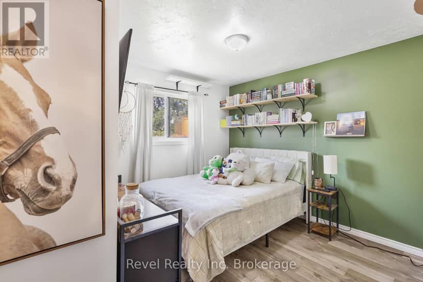 439 Mageau Street — photo 17 of 29
