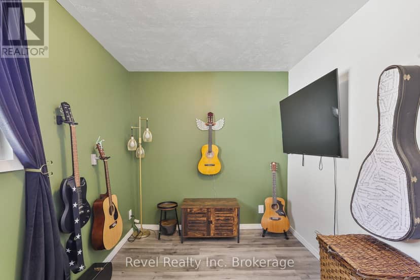 439 Mageau Street — photo 19 of 29