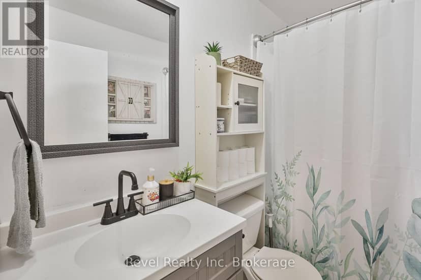 439 Mageau Street — photo 22 of 29