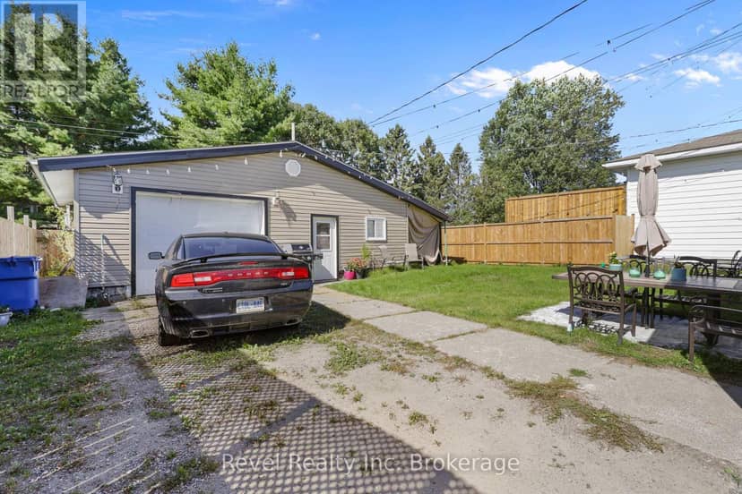 439 Mageau Street — photo 25 of 29