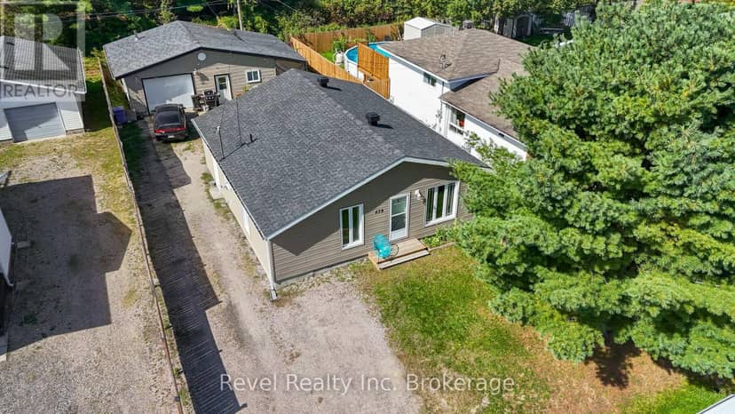 439 Mageau Street — photo 28 of 29
