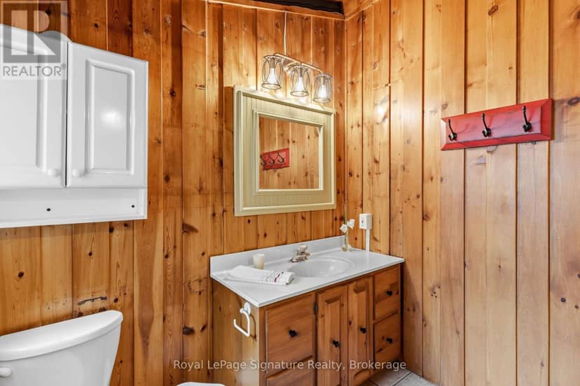 103 Green Point Road — photo 14 of 40